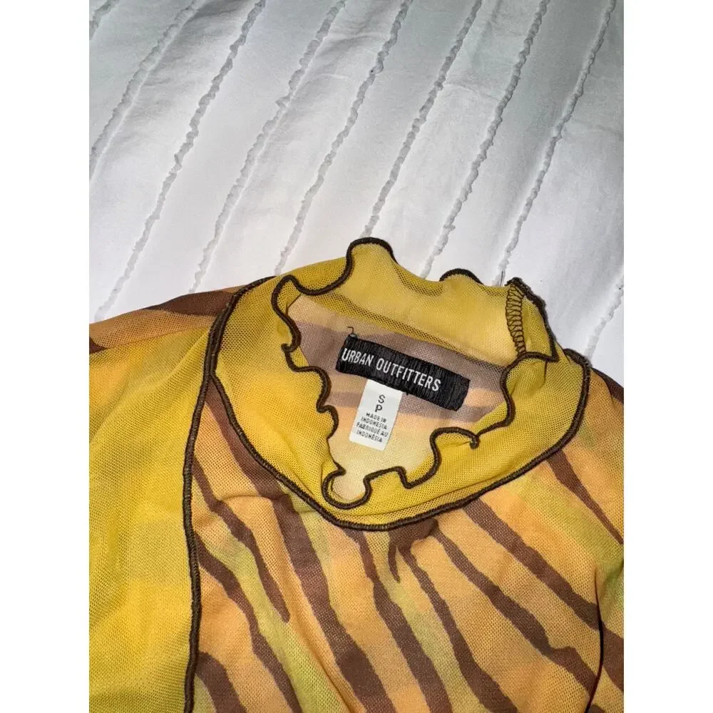 Urban Outfitters Y2K Sheer Mesh Top Women's Small Festival Indie Sleaze Rave EDC - Picture 5 of 16